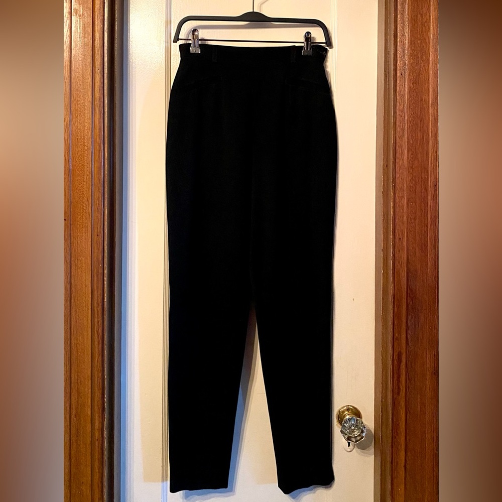 VERTIGO PARIS - Made in France Capri Pant Sz France = 36 US = 4